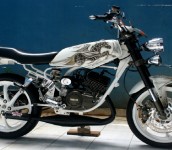Modifikasi Yamaha RX-King Si Raja Jalanan