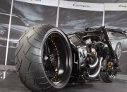 Modifikasi Motor dengan Ban Besar dan Lebar