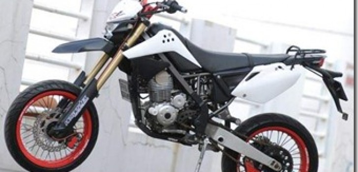 Modifikasi Motor Trail Kawasaki KLX 150 Motocross