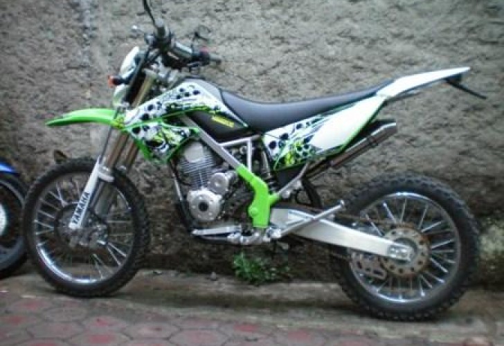 Modifikasi Motor Trail Kawasaki KLX 150 Motocross