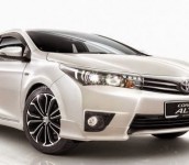 Desain Eksterior  Dan Interior Mobil Corolla Altis