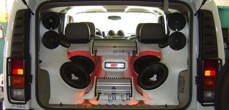 Contoh Desain Audio Keren Untuk Mobil