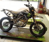 Modifikasi Motor Kawasaki D-Tracker