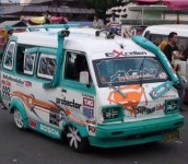 Modifikasi Mobil Angkot Padang