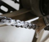 Trik Merawat Rantai Sepeda Motor
