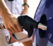 Trik Menghemat Konsumsi Bahan Bakar Mobil