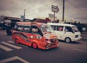 Modifikasi Mobil Angkot Padang
