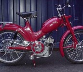 Koleksi Motor Antik Klasik
