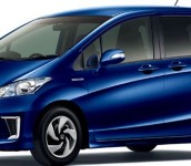 Mobil mewah Honda Freed 2015