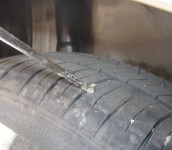 Trik Menjaga Dan Merawat Ban Kendaraan Bermotor