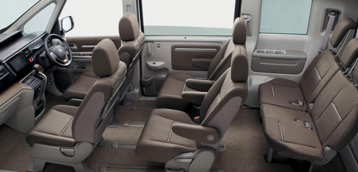Honda All-New Step WGN, Mini Van Unik Bermesin Turbo
