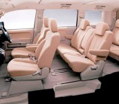 Spesifikasi Mobil Mitsubishi Delica