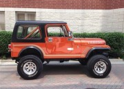 Desain Modifikasi Mobil Jeep