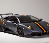 Gambar Mobil Lamborghini Warna Abu-abu bergaris Kuning