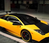 Gambar Mobil Lamborghini Warna Kuning Hitam