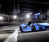 Gambar Wallpaper Mobil Sport Lamborghini di Malam Hari
