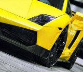 Gambar Wallpaper Mobil Sport Lamborghini Sudut Samping