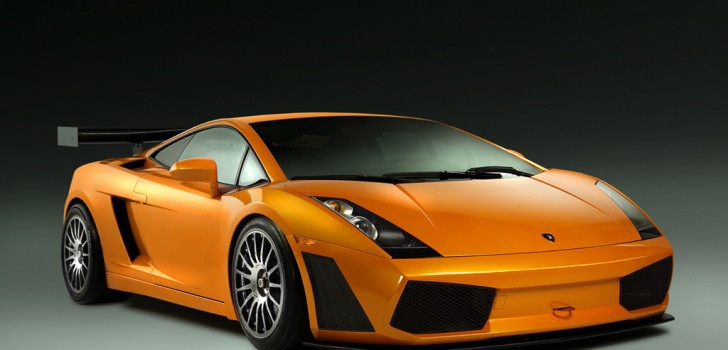 Wallpaper Mobil Sport Lamborghini Warna Orange Terang