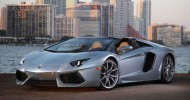 Abu-abu Lamborghini 2016 Aventador