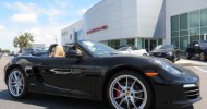 Mobil Porsche Boxster Tampak Samping