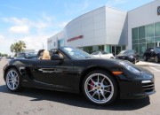 Mobil Porsche Boxster Tampak Samping