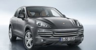 Mobil Porsche New Cayenne Hitam Tampak Depan