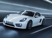 Porsche Cayman Putih di Jalan