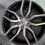 Modifikasi Velg Mobil stylis